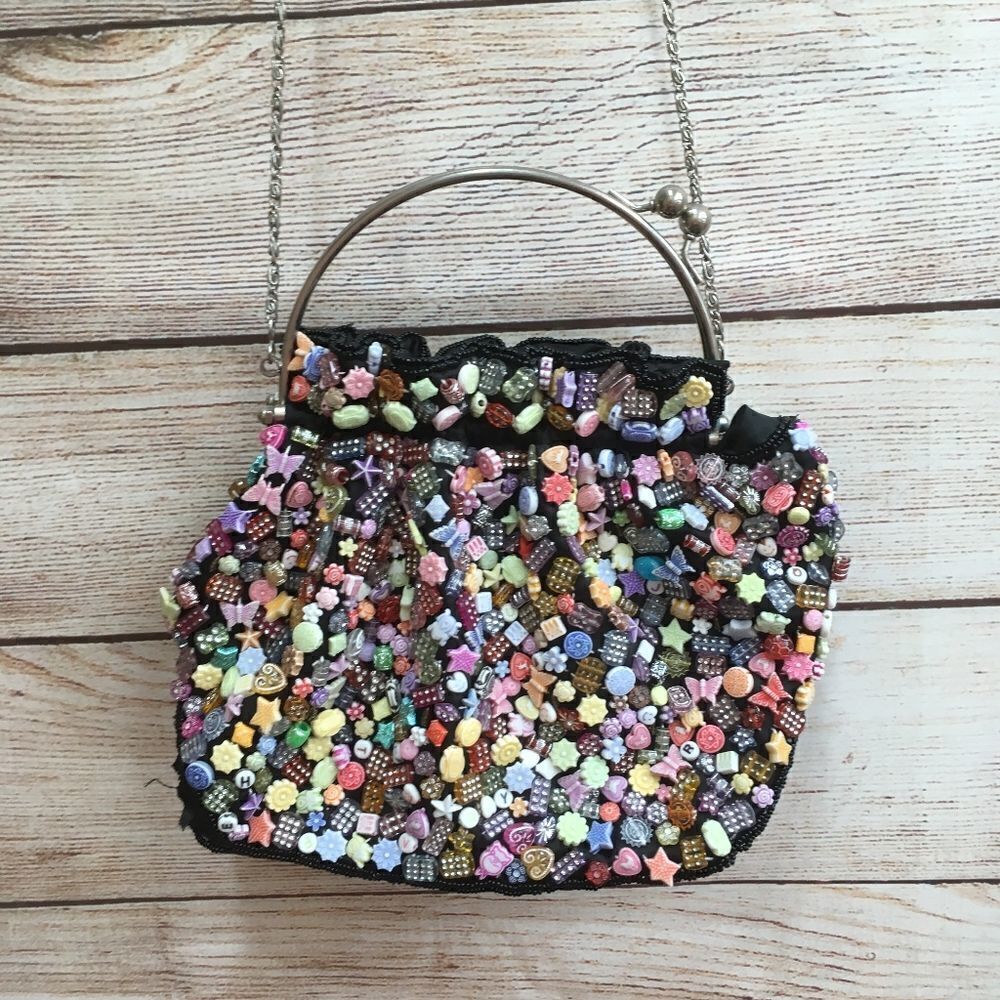 ‎VINTAGE NOVELTY BEADED CHARM BAG WITH CHAIN STRAP